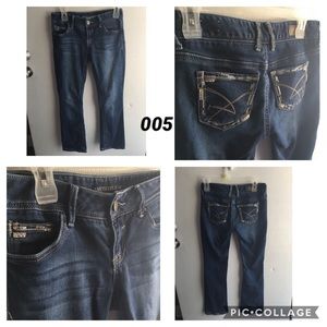 💥2/$6 or 3/$10💥 Amethyst Jeans